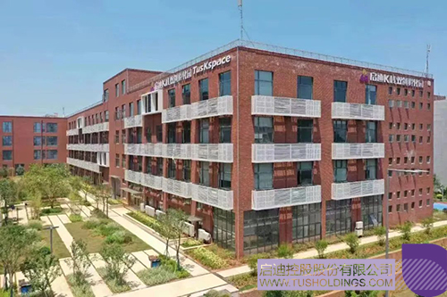 1705455505164643.jpg 1c.jpg